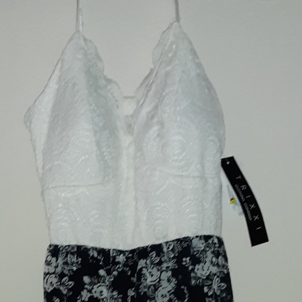 Woman's Flowered Dress Size 13